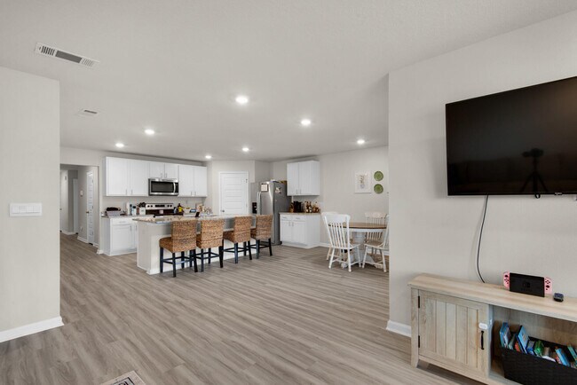 Building Photo - 924 Sandbar Loop