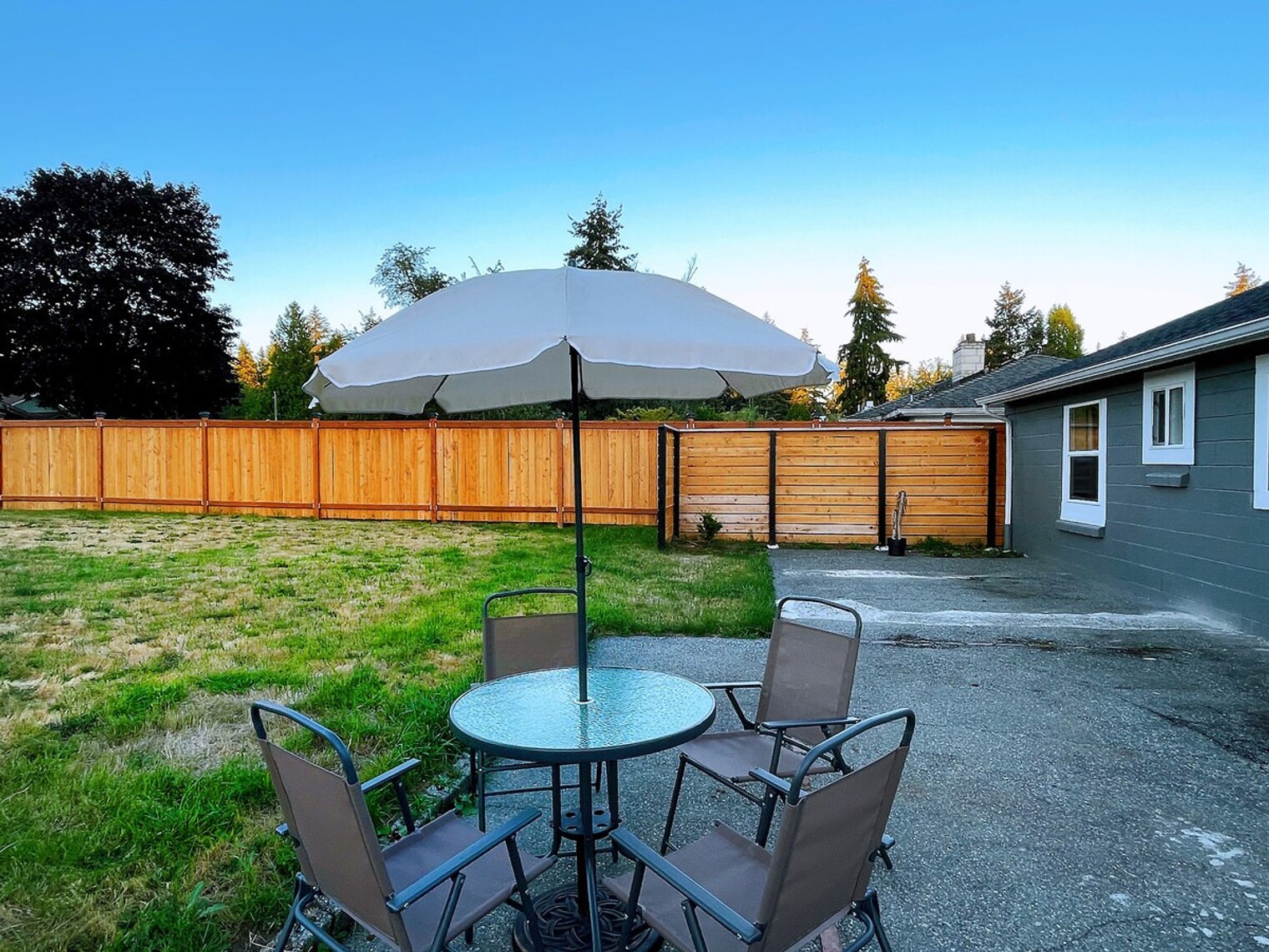 Building Photo - 13352 17th Ave NE