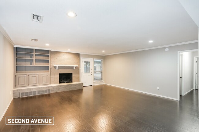 Building Photo - 500 S Colonial Dr