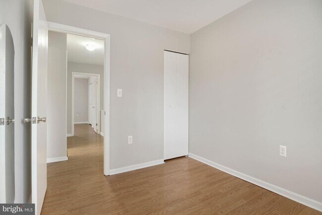 Building Photo - 6401 Woodgreen Cir