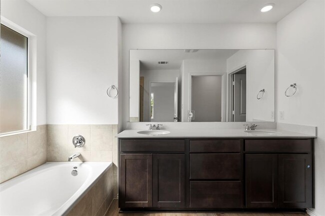 Building Photo - 1454 Marley
