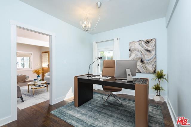 Building Photo - 1109 Arizona Ave