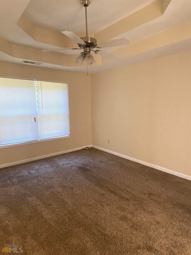 Building Photo - 5120 Roxton Ln