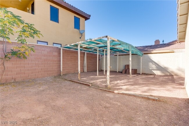 Building Photo - 2121 Rosanna St