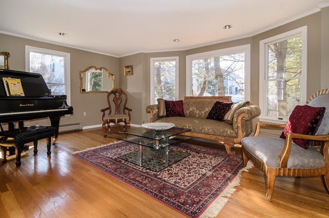 Building Photo - 94 Rice St