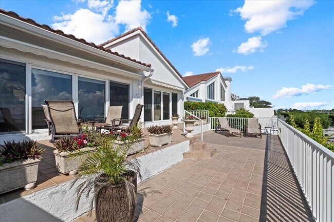 Building Photo - 2254 Harbour Ct Dr