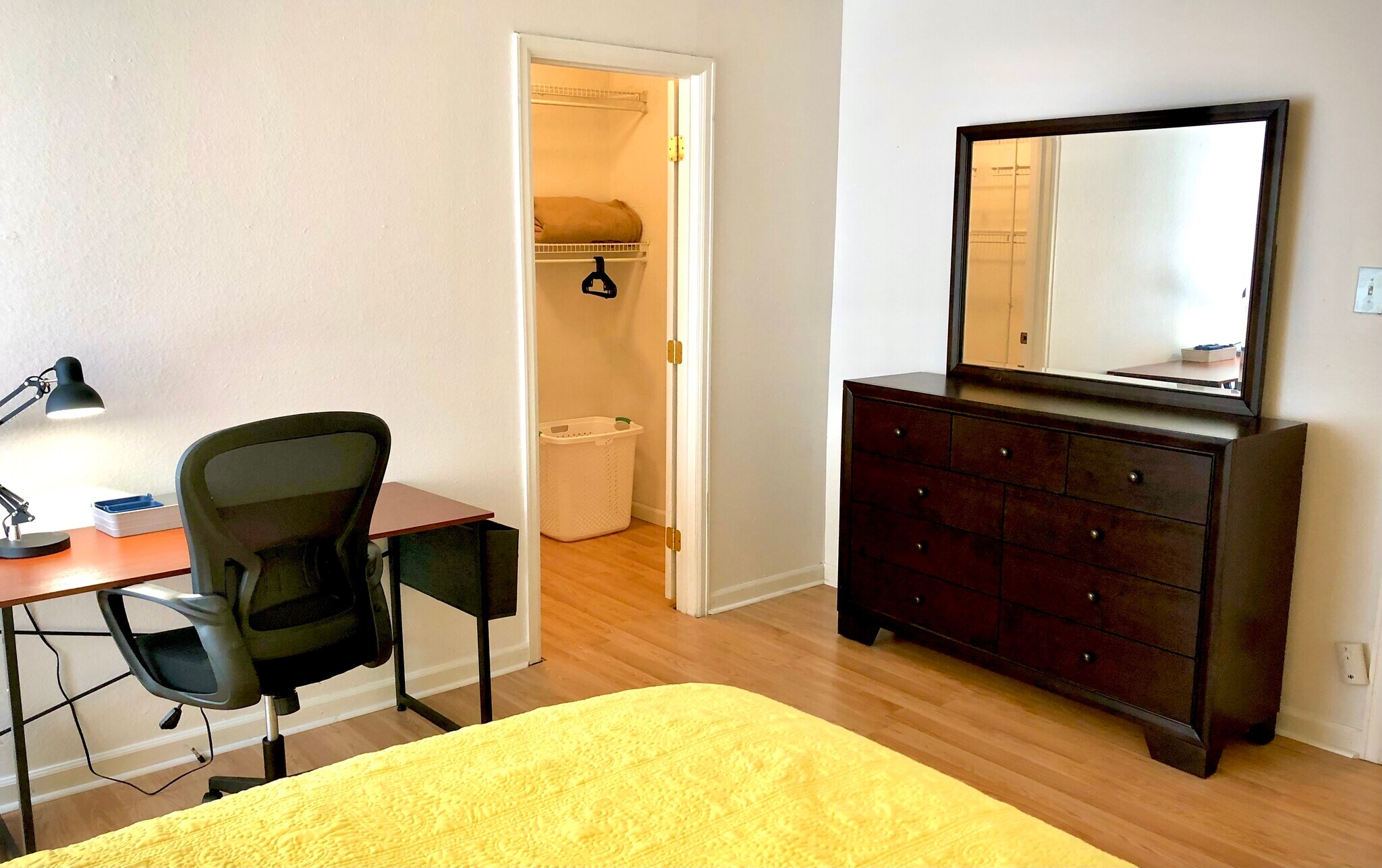 Building Photo - 3349 S Monaco Street Pky