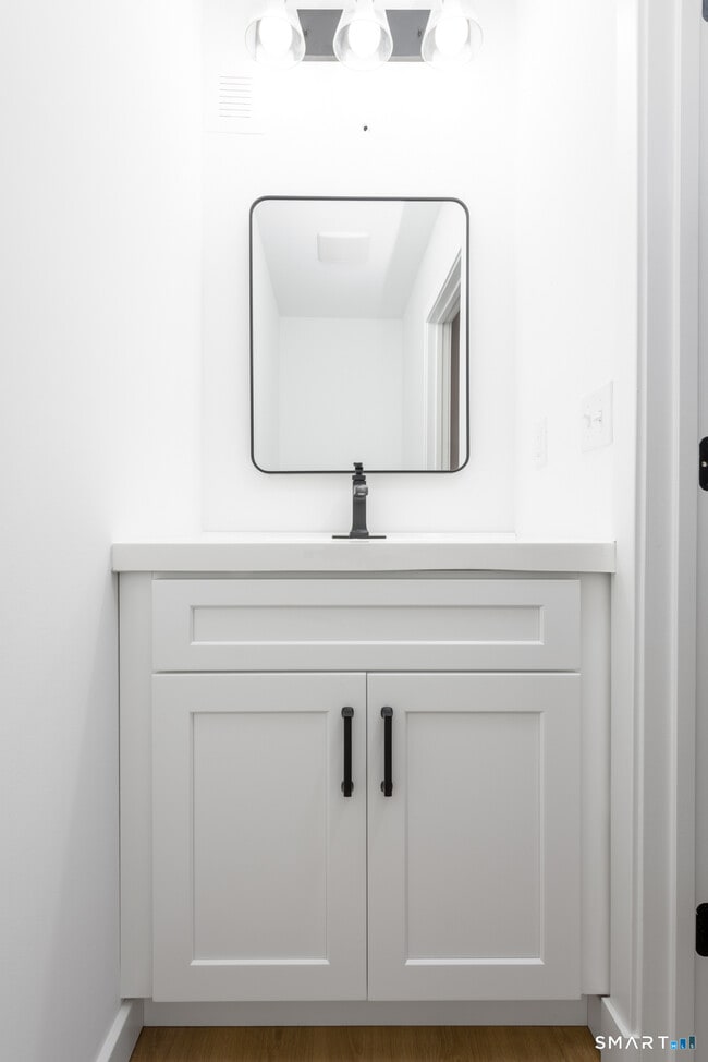 Building Photo - 28 Townsend St