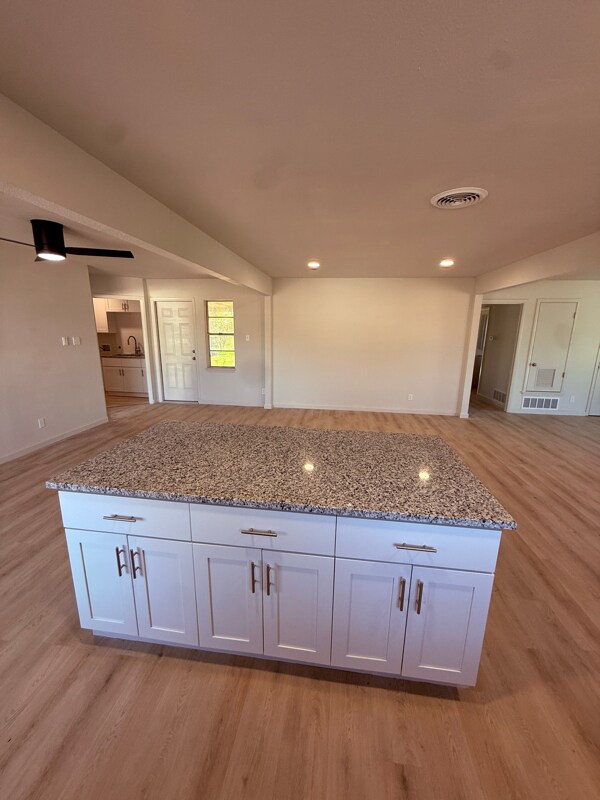 Building Photo - 1200 Chippendale Dr