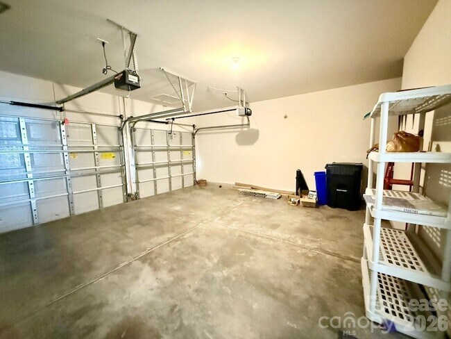 Building Photo - 10212 Garmoyle St