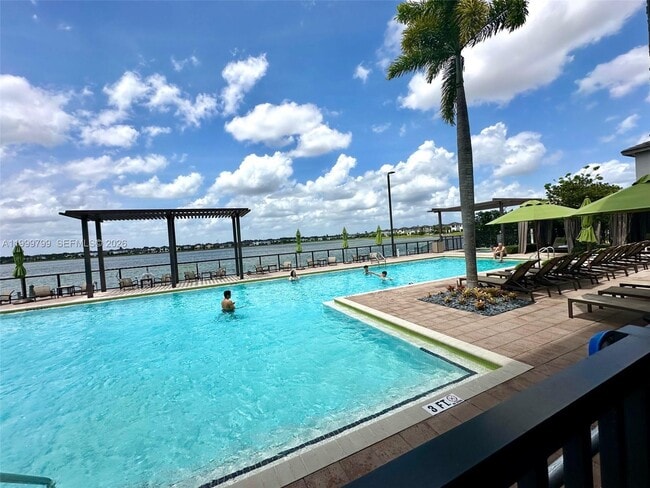 Building Photo - 15955 NW 91st Ct