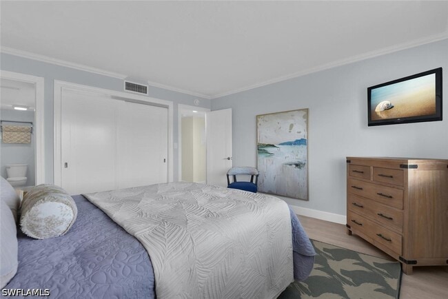 Building Photo - 3200 Gulf Shore Blvd N