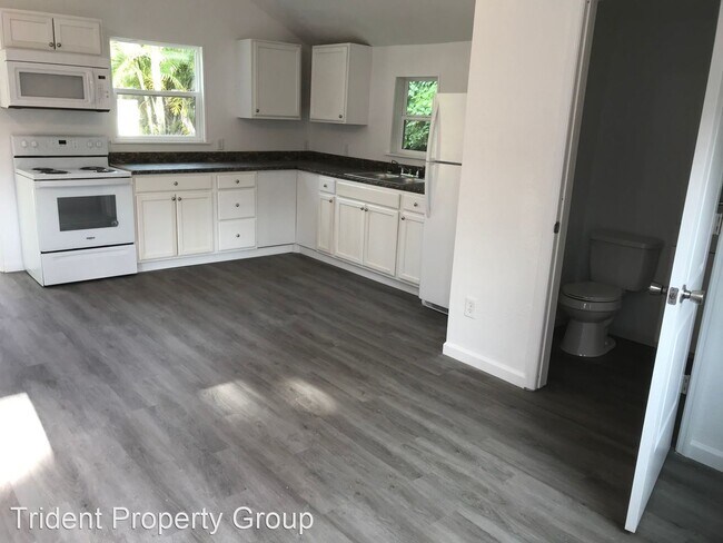 Building Photo - 1 br, 1 bath House - 2702 S Brown Ave