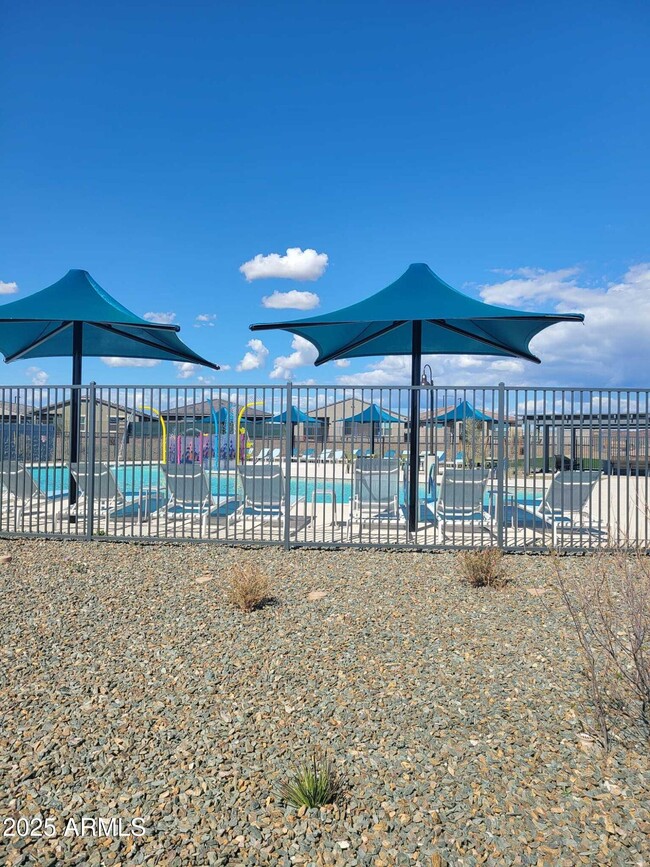 Building Photo - 16065 W Gray Fox Trl