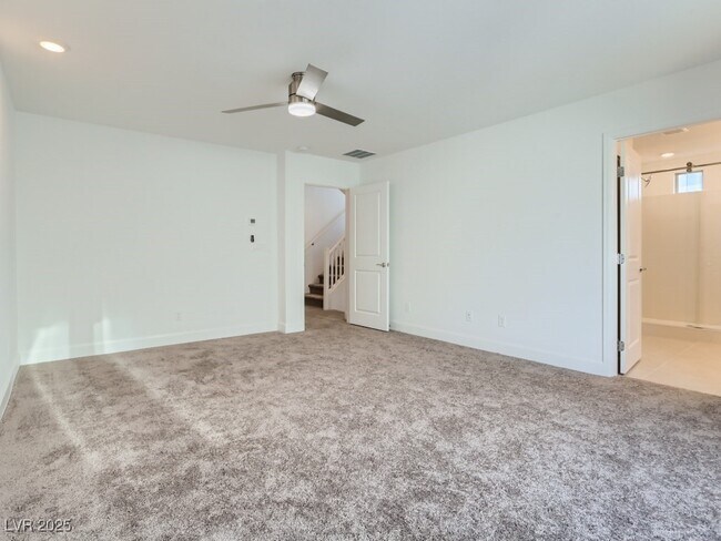 Building Photo - 7966 Mountain Lilac St