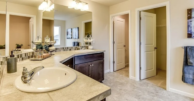 Building Photo - Beautiful Camas Home with Spacious Layout & Convenient Location!
