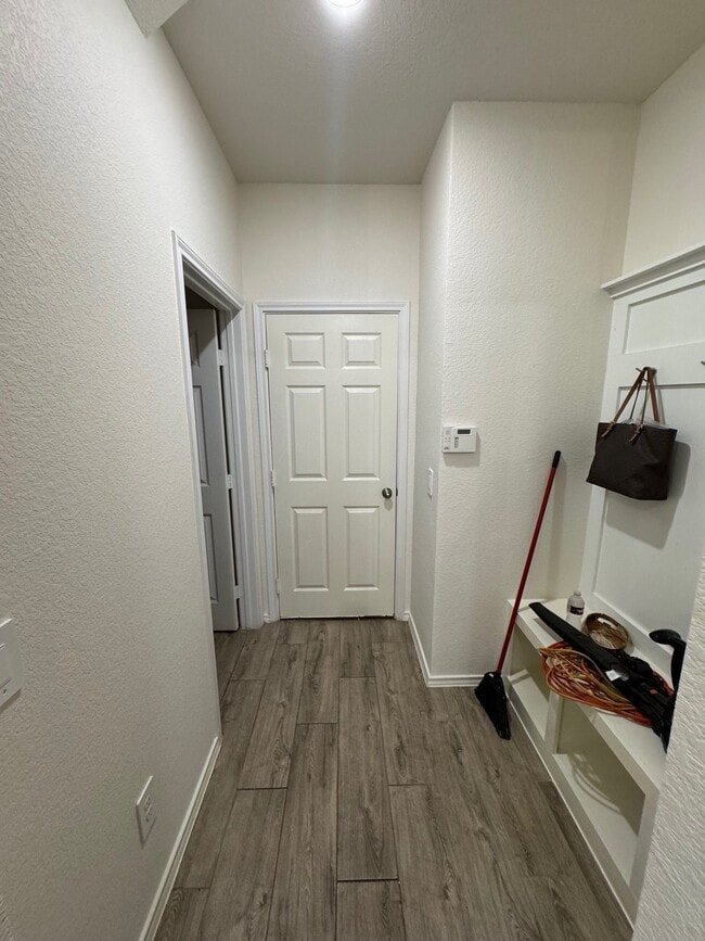 Building Photo - 10412 Marston Vineyard Dr