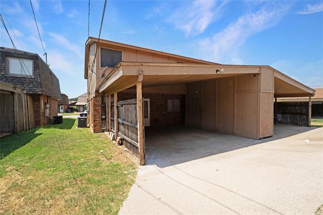Building Photo - 2205 Chase Ct