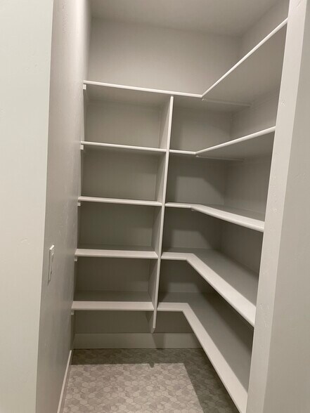 Building Photo - 11687 W Triloba Dr