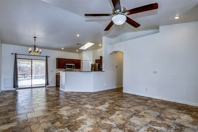 Building Photo - 3 bedroom, 2 bathroom home in Granville