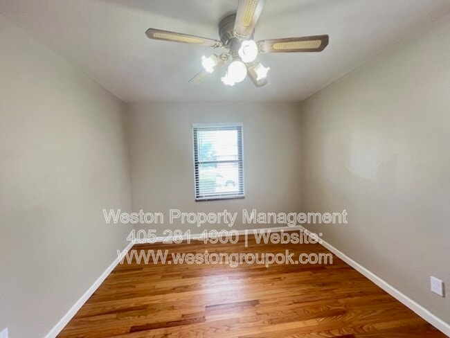 Building Photo - 3912 NW 56th St