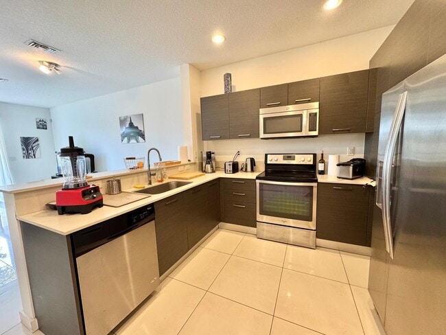 Building Photo - 3596 NW 13th St