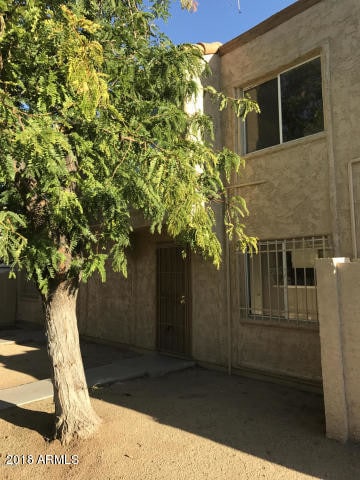 Primary Photo - 4623 E Southgate Ave