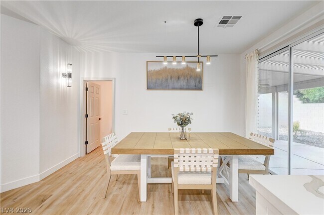 Building Photo - 3236 Rushing Waters Pl