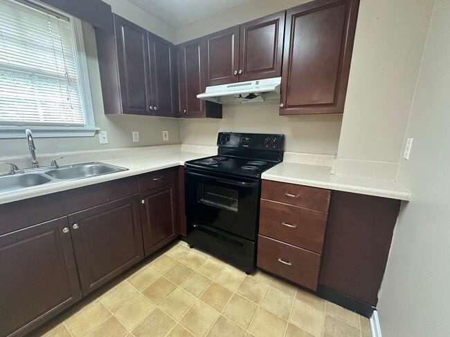 Building Photo - Douglasville-Paulding County Rental
