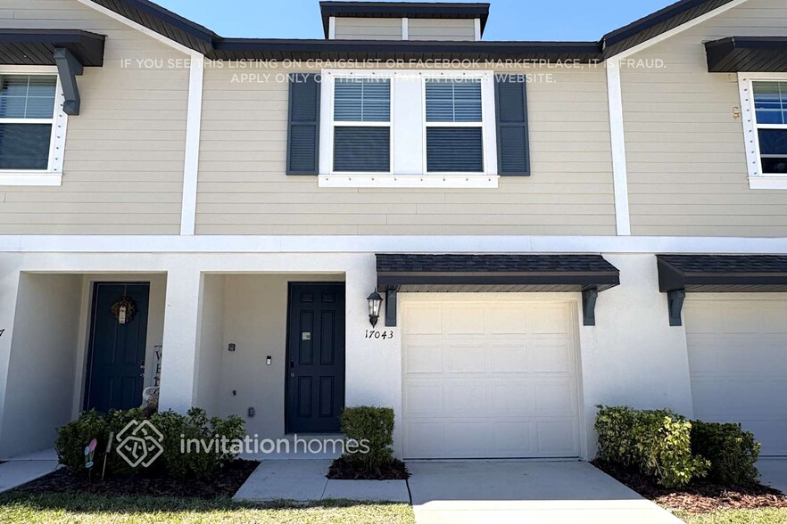 Primary Photo - 17043 Coral Dr