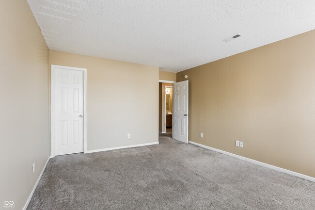 Building Photo - 12261 Maize Dr