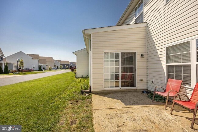 Building Photo - 9549 Wedge Way