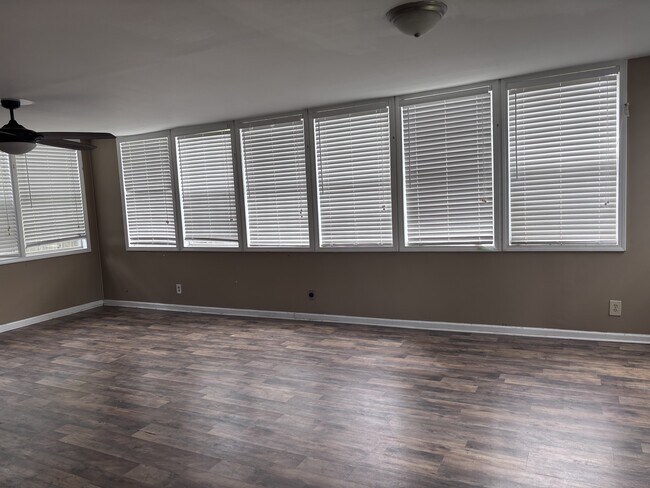 Building Photo - 1046 Trotters Blvd