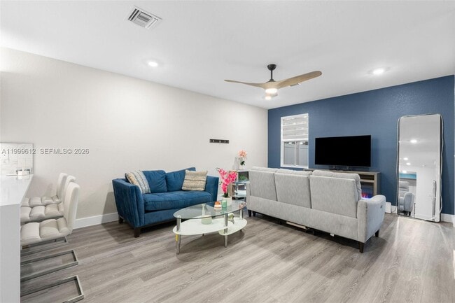 Building Photo - 110 SW 171st Wy