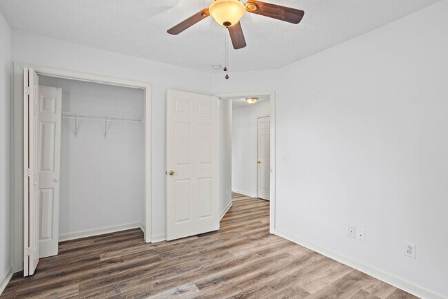 Building Photo - 5009 Legacy Dr