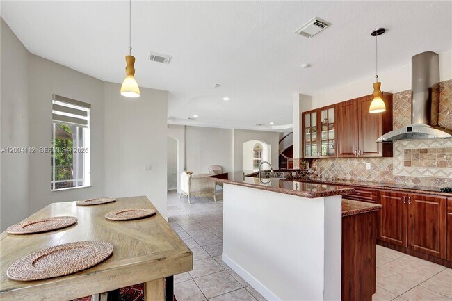 Building Photo - 6502 SW 162nd Ct