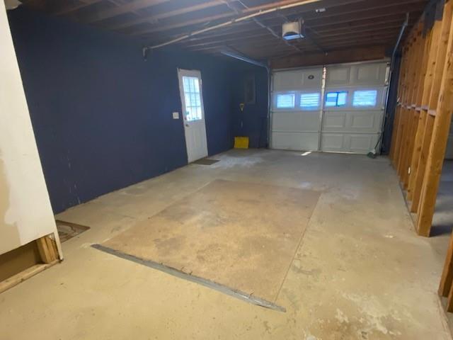 Building Photo - 501 Wilbanks St