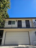 Building Photo - 1107 Carlsbad Pl