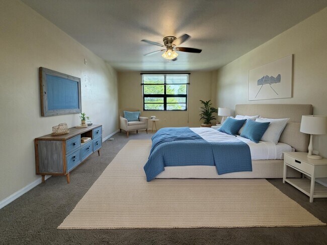 Building Photo - 4803 Sunset Ct