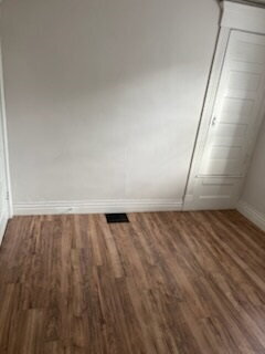 Building Photo - Lovely Cherokee Triangle Apartment. 1bd 1ba second floor.