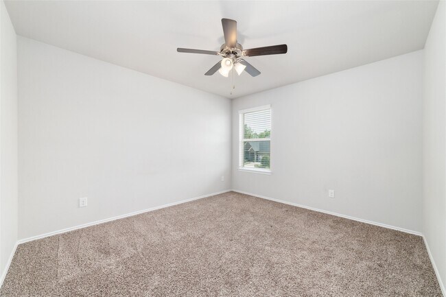 Building Photo - 16451 Rosary Pea Pl