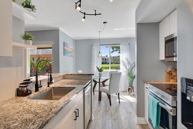 Building Photo - 1670 N 42ND Cir