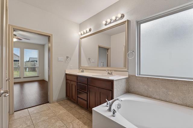 Building Photo - 13048 Palancar Dr