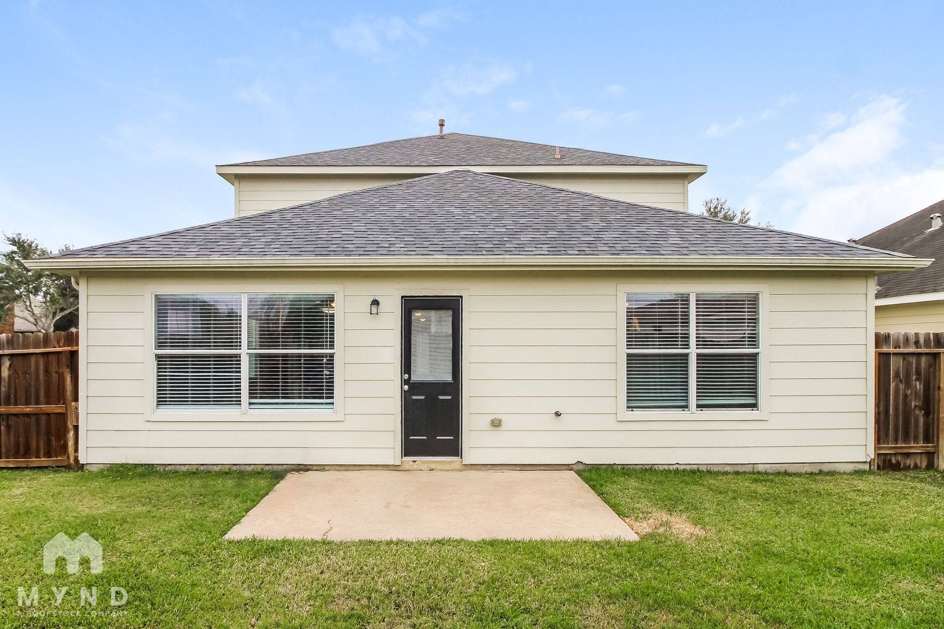 Building Photo - 8202 Wainwright Way