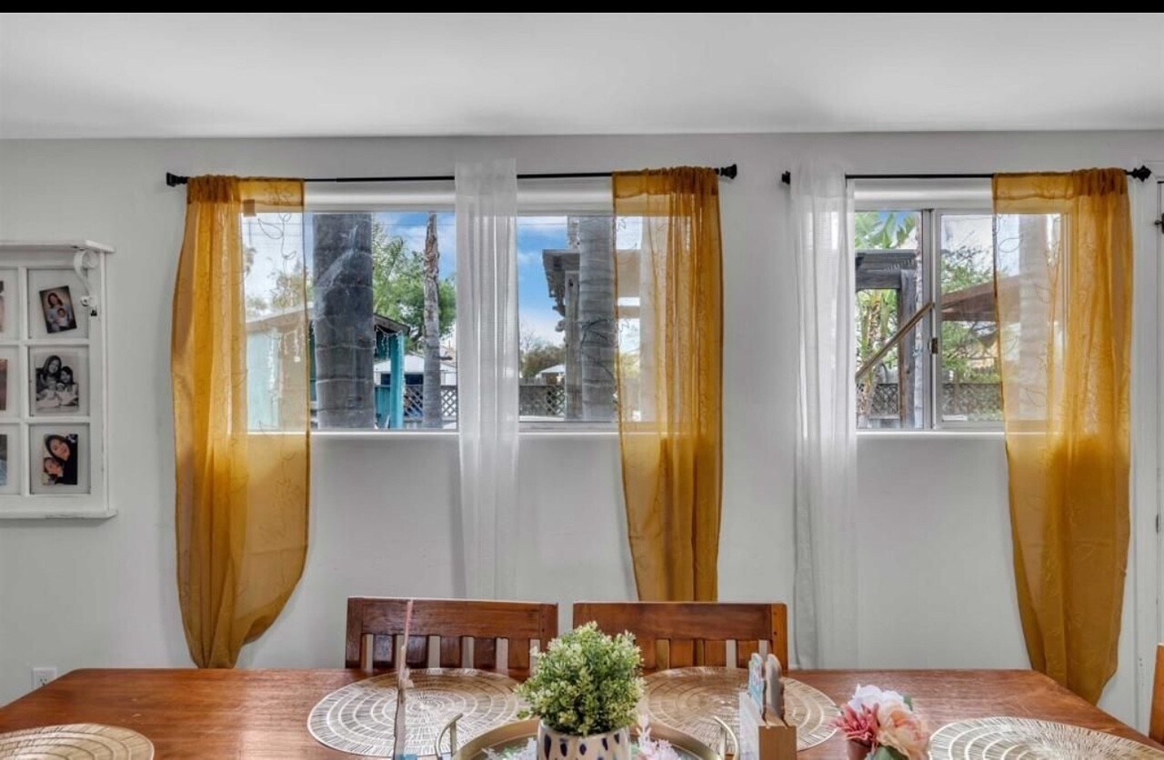 Dining Room (backyard view) - 529 S Sunshine Ave