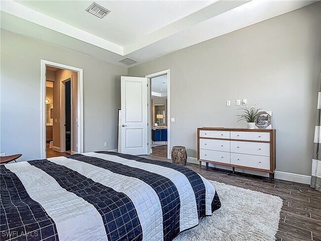 Building Photo - 4524 Tamarind Way