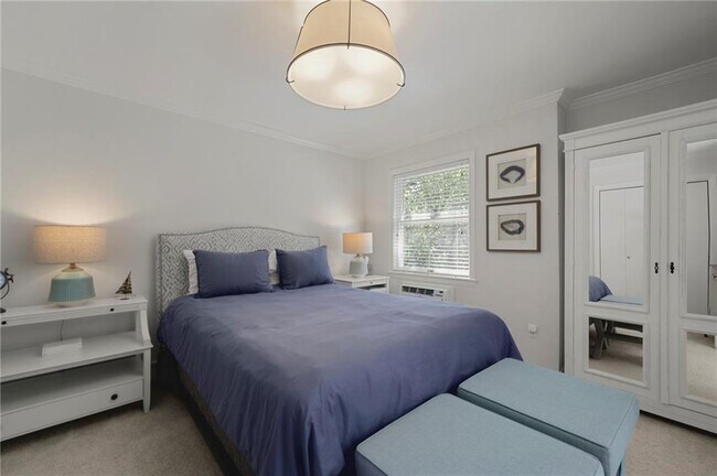 Building Photo - 364 Bellevue Ave