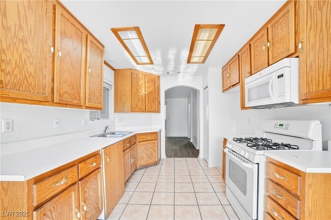 Building Photo - 1509 Linnbaker Ln