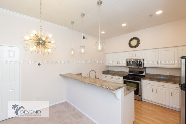 Primary Photo - *** AMAZING 2 BD-2BTH CONDO W/ BONUS ROOM ...