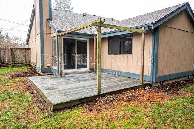 Building Photo - 13702 14th Ave S